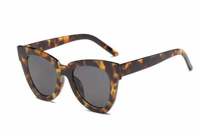 Shady Lady Hayley Sunglasses in Tortoise