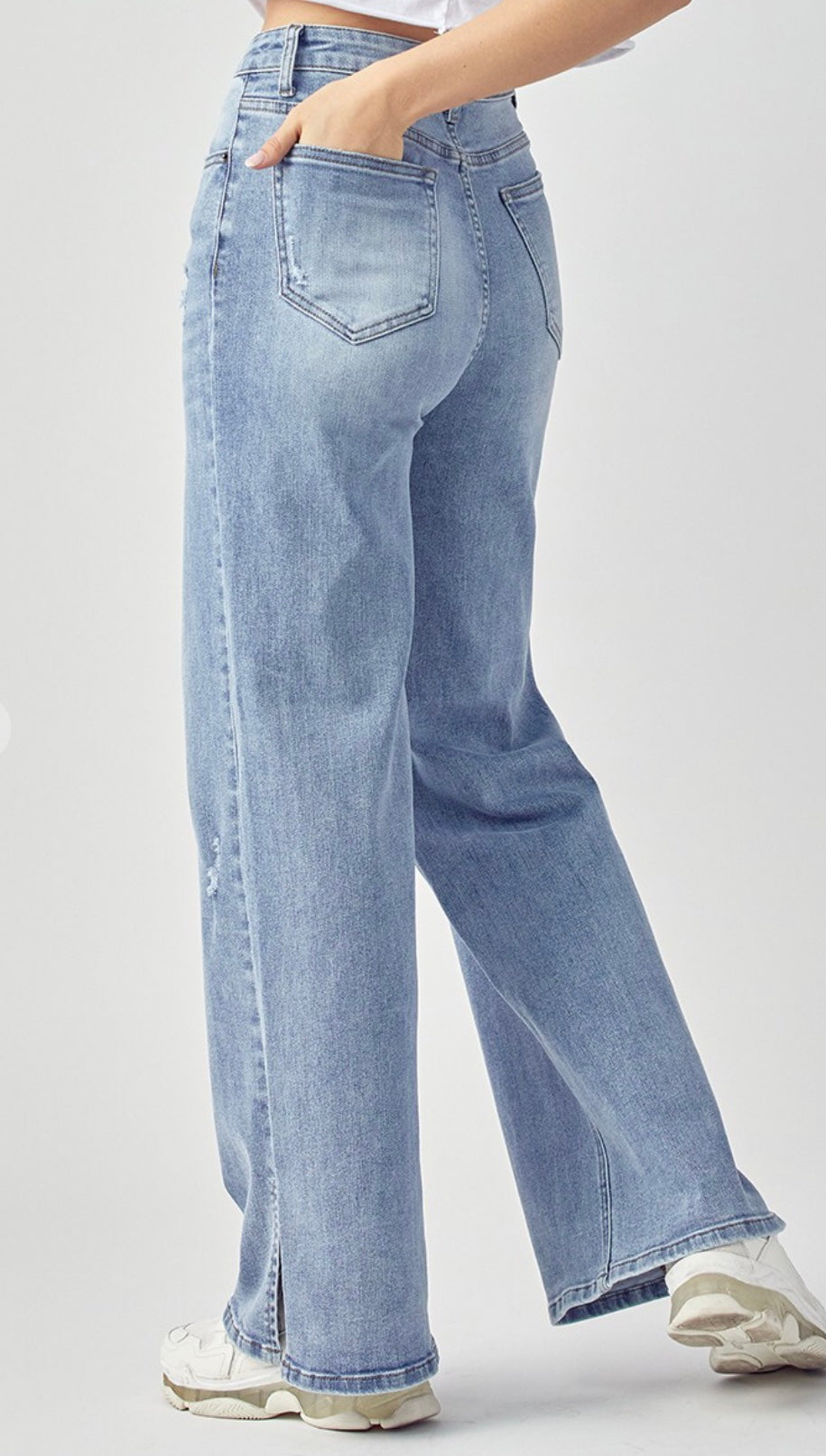light wash wide leg jeans