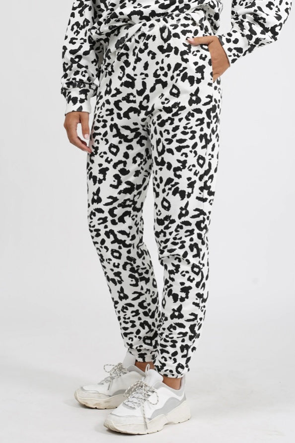 Brunette| the| label| snow| leopad| joggers|